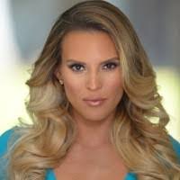 Sabrina Magee's Instagram, Twitter & Facebook