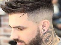 Gaya rambut pria 2021 ini sering disamakan dengan potongan undercut. 120 Ide Potongan Rambut Di 2021 Potongan Rambut Rambut Rambut Pria