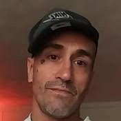 Gustin Smith's Instagram, Twitter & Facebook