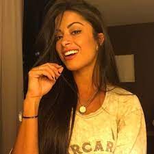 Aline riscado e sua vida no mundo da musculação, qual é a dieta da aline riscado? Aline Riscado Aline Riscado Twitter