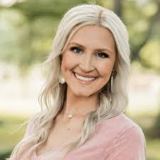 Madelyn Charles's Instagram, Twitter & Facebook