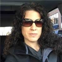 Stacy Lockhart's Instagram, Twitter & Facebook