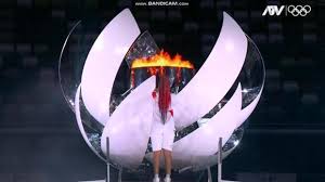 Este informe ilustra el clima típico en tokio, basado en un análisis estadístico de informes climatológicos históricos por hora y. Tokio 2020 Naomi Osaka Fue La Encargada De Prender La Antorcha Olimpica E Iniciar Los Juegos Olimpicos Video Nczd Mexico Depor
