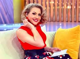 În ultima perioadă, aceştia o asaltează cu întrebări legate de o eventuală revenire la emisiune. Mirela Boureanu Vaida Aventuri Cu Soacra In Casa Copilul Ro