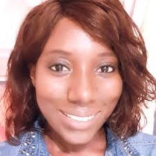 Selina Thompson's Instagram, Twitter & Facebook