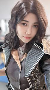 What outfit turns Lune's arms and legs blue?