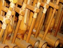 Keloko merupakan alat musik yang bentuknya seperti terompet kulit kerang yang berasal dari daerah lombok timur, nusa tenggara barat. Cara Memainkan Dan Pembuatan Alat Musik Rebab Terlengkap