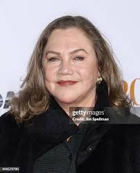 5,228 Kathleen Turner Photos & High Res Pictures