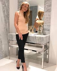 Anna Bey School Of Affluence Schoolofaffluence Instagram Photos And Videos Elegant Outfit Classy Elegant Attire Classy Winter Outfits