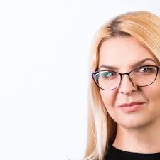 Mega szczęśliwa! 1️⃣2️⃣3️⃣ Dopełniłam wielką naukową trójkę w moim życiu:… 