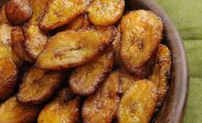 Bananes Plantain Frites Pour 4 Personnes Recettes Elle A Table Recette Banane Plantain Plantain Frit Recettes De Cuisine