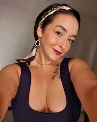 Flora Santos (@florasantosb) • Instagram photos and videos