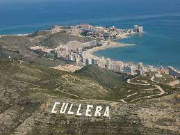 We could come into the city and still be by the seaside. Geschichte Hotel Imperial Cullera