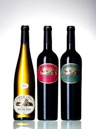 Jasper Hill Georgia S Paddock Shiraz Emily S Paddock Shiraz Cabernet Franc And Riesling Wine Riesling Wine Wine Bottle