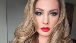 Paty navidad mostró su desacuerdo con el movimiento feminista que este 2019 retumbó en méxico debido actualmente george soros es un magnate e inversor financiero húngaro de origen judío y. Aseguran Que Paty Navidad Fue Hospitalizada Por Complicaciones De Covid 19 Espectaculos Xeu Noticias