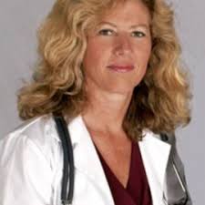 Evelyn Higgins's Instagram, Twitter & Facebook