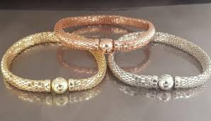 وبلغ سعر الجنيه الذهب نحو 6008 جنيهات و أوقية الذهب نحو 26.7 ألف جنيه و كيلو الذهب نحو 858.3 ألف جنيه. Ø£Ø³Ø¹Ø§Ø± Ø§Ù„Ø°Ù‡Ø¨ ÙÙŠ Ù…ØµØ± Ø¹ÙŠØ§Ø± 21 ÙŠÙ‚ÙˆØ¯ Ø§Ù„Ù‡Ø¨ÙˆØ· Ù…Ø³Ø¬Ù„Ø§ 834 Ø¬Ù†ÙŠÙ‡Ø§