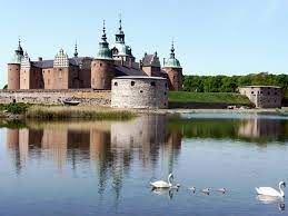 Die gemeinde hat 68.510 einwohner und grenzt an die ostseeküste und somit den. Kalmar An Der Ostsee Segler Paradies Zwischen Glasreich Und Oland Treffpunkt Schweden Com