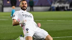 All statistics are with charts. Three Times The Goalpost Clashed Real Madrid Beat Gladbach 2 0 At The Same Time Topping