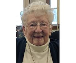 Estelle Treloar Obituary (1919