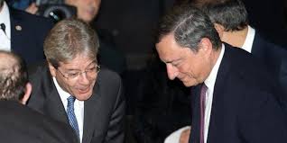 Il presidente della bce, nel suo intervento leggi «mario draghi, il governatore dalla banca d'italia al vertice della bce» di stefania. Sorrisi E Silenzi La Consegna Di Mario Draghi L Huffpost