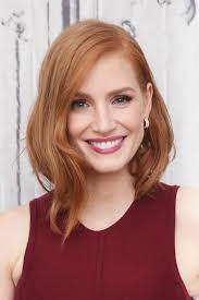News Jessica Chastain S Goth Past How To Be More Photogenic Pale Skin Hair Color Strawberry Blonde Hair Hair Pale Skin