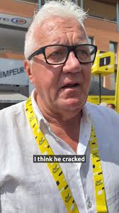 WHAT A HIT! 🚀 🇦🇺 Before Ellyse Perry made the permanent switch to  cricket in 2014, she scored this outrageous goal for the Matildas at the  2011 FIFA Women's World Cup! 🎉