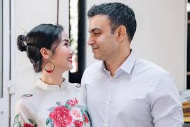 Nếu bạn đang bị cơn ốm nghén hành hạ, sao không thử các cách chữa ốm nghén bên dưới? Vo Háº¡ Tram Mang Thai Con Ä'áº§u Long Sao Viá»‡t Viá»‡t Giáº£i Tri