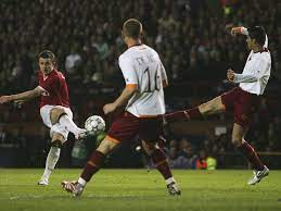 Si no lo has hecho ya, vota en nuestra encuesta sobre quién ganará si roma o manchester united. Manchester United 7 1 Roma The Night Cristiano Ronaldo Came Of Age 90min