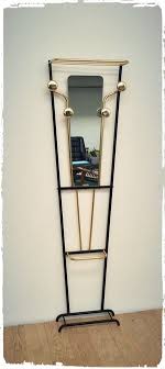 Vestiaire D Entree Mural Vintage Annees 50 Vestiaires Vintage Decoration Vintage Vintage