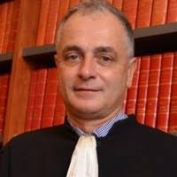 100+ perfiles de «Picotin»