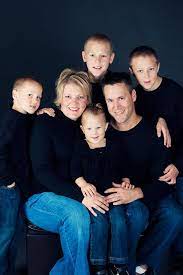 Big Family Family Photos Family Portrait Poses Family Portraits