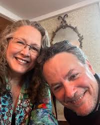 Kaitlin Hopkins (@hopkinskaitlin) • Instagram-Fotos und -Videos