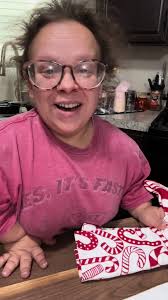 DIY Christmas Bow Tutorial for Perfect Holiday Decor