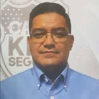 100+ perfiles de «Guajardo»