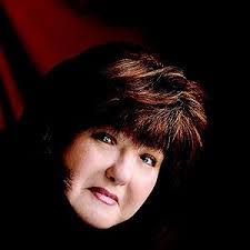 Suzanne Ferrell's Instagram, Twitter & Facebook