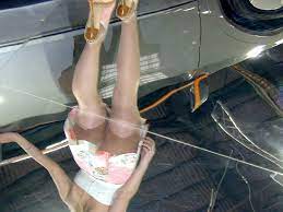 鏡面床や鏡に偶然映ったノーガード過ぎるパンチラwww ※2019/10/16追加 – エロ画像 オナップル