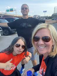 The Bucklin's had so much fun last night with the #LinkedInLocal Baltimore  6-year Celebration at Orioles Home Game!