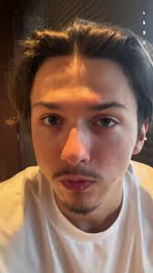 くちにドーナツついてるの教えてあげればよかった🥹笑 最近ジム頑張ってて、筋肉取り戻してきて喜んでるイボさん😊❤️ #国際カップル #フランス人彼氏  #推しのいる生活 #おすすめ #推しが尊い #可愛い #全方向美少女