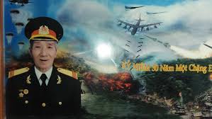 Ông ngoại thì ở xa tít tắp, mà nếu có ở gần. Táº¿t La Ong Ngoáº¡i