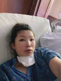 2 жилийн өмнө энэ өдөр хайртай хүүгээ өлгийдөн авч байлаа. 26 недэлтэй  байхад Приссила маань тоглож байгаад гэдсэн дээр суугаад, төрөх гэж дуншаад  нэлээд асуудал дэгдсэн. Гэвч Энигнез эмч маань намайг 7