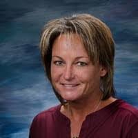 Tami Leonard's Instagram, Twitter & Facebook