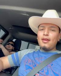 NEW LOGO NUEVO LOGO Estamos muy agradecidos por todo el apoyo que hemos  recibido y seguimos recibiendo. Queremos presentarles nuestro nuevo  logotipo. Esperamos que lo disfruten tanto como nosotros. Pronto  publicaremos fotos