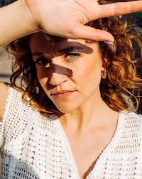 On a more editorial note... 📷: @joshfoolovesyou • • • • • #actor #portrait  #portraitphotography #midwestphotographer #joshuafoophotography #smize