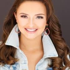 Madelyn Singleton's Instagram, Twitter & Facebook