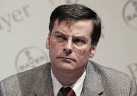 Richard Pott während einer Pressekonferenz der Bayer AG in