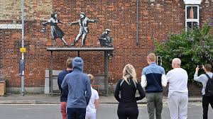 Banksy's identity banksy's identity remains unknown. Cj49kk0xe7lwsm