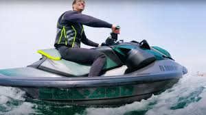 Aussie F1 ace Daniel Ricciardo schooled