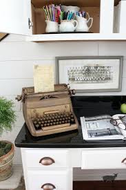 About 98,000 community members long for this kitchen command station, complete with bookshelves, mail slots and a desk. How To Organize A Kitchen Desk