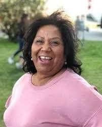 Diane Reyna's Instagram, Twitter & Facebook